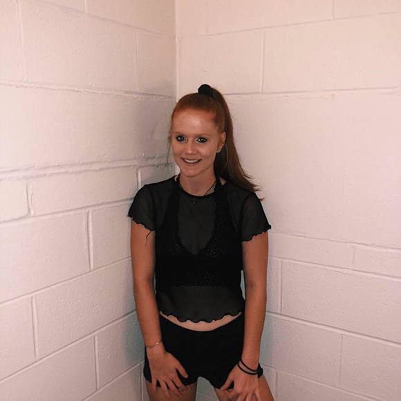 Meet your Posher, Kendra - Picture 1 of 1